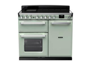 Falcon Estel Deluxe 100 in Mint