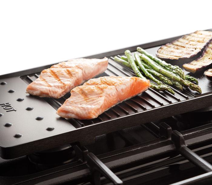 Falcon Professional+ FX 100 griddle with salmon, asparagus and aubergines